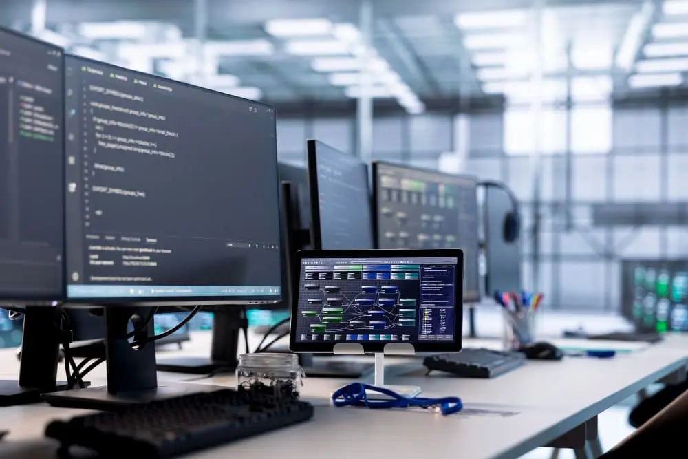 SME IT Equipment Liquidation in UAE – Maxicom